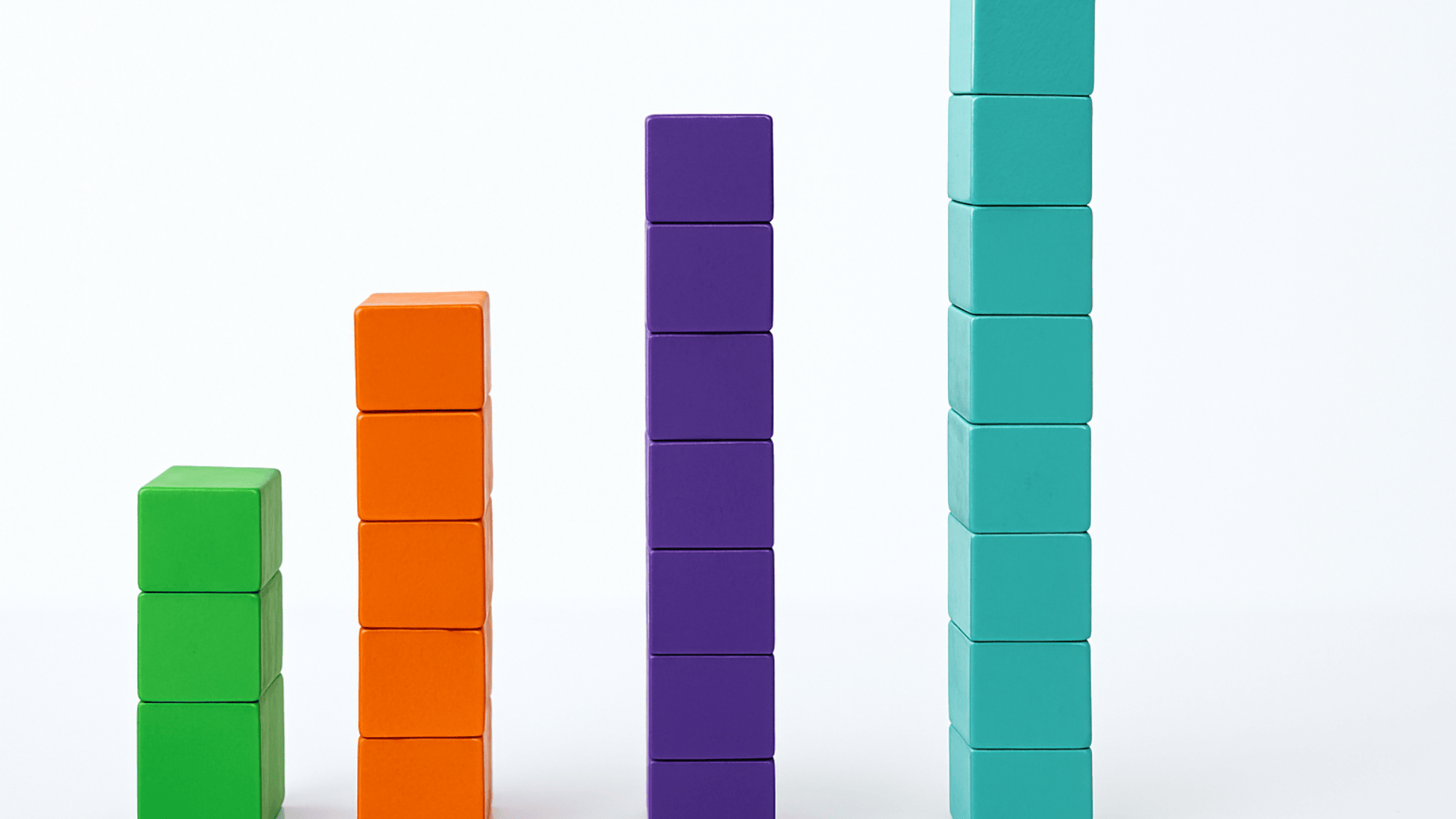 building with blocks compare towers math activities for preschoolers